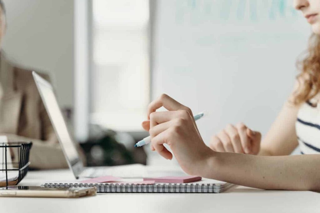 woman writing plan