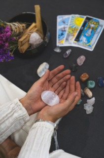 tarot and crystals