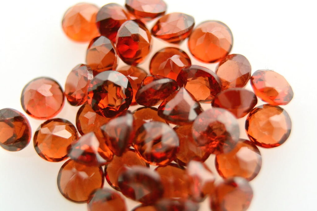 garnet gemstone